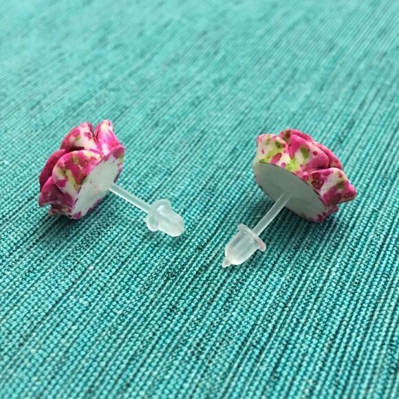 (K2) Pink Flower Earrings - Picture 3 of 6